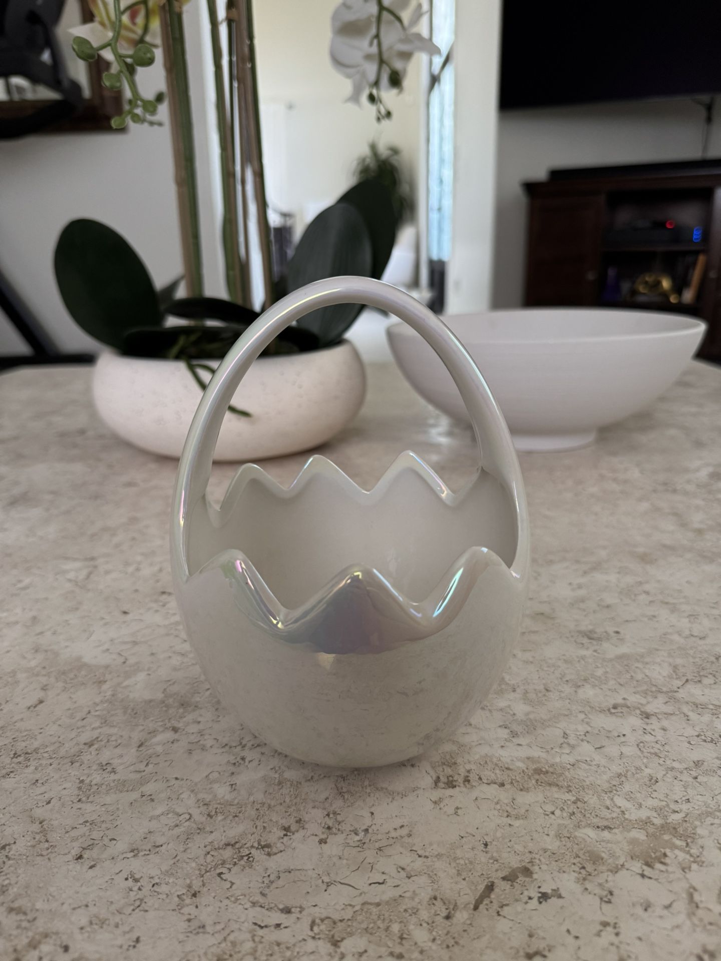 Decorative White Iridescent “broken Egg” Basket