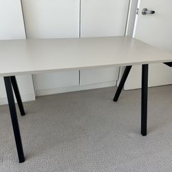 IKEA Trotten Desk 47*27.5*29.5