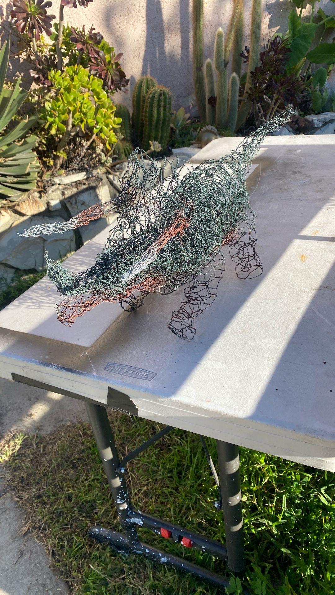 Dino’s Sculptures Home And Garden