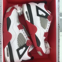 Jordan 4 retro fire red
