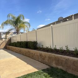 Vinyl Fence/Gate