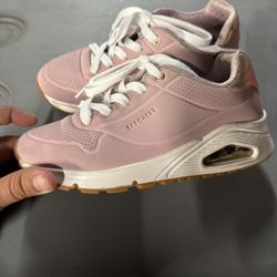 Kids Shoes. Size 2.5 Y
