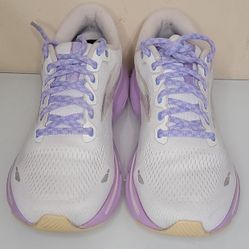 Brooks Ghost Size 10