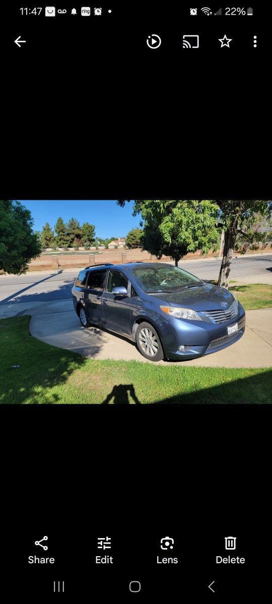 2014 Toyota Sienna Limited 