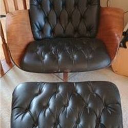 Mid Century George Mulhauser Lounge Chair and Ottoman Set. See our other Items Now Posted. Vintage Art Antiques Chandeliers  Furniture Jewelry Sports 