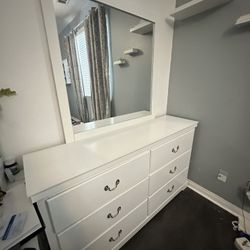 White Dressed With Mirror 