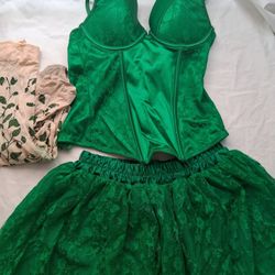 Spirit Halloween Costume Skirt Corset Tights Green Ivy
