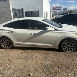 Hyundai Azera 