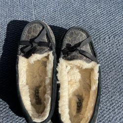 UGG Australia wool Slippers Size: 6 ANSLEY GLITTER MOCCASINS