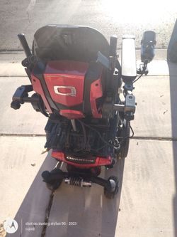 Quantum 3 powered wheel chair