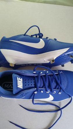 Nike spike baseball shoes size 8