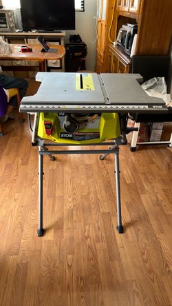 Portable Standing Table Saw 10-in Blade