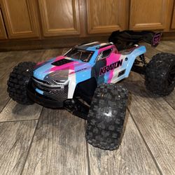 ARRMA Kraton 6s