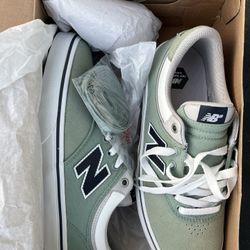 New Balance Skateboard Shoes Size 9