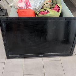 45" Samsung TV