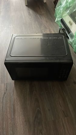 Small Microwave Oven