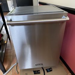 Viking 5 Series Dishwasher in Stainless Steel - Great Condition