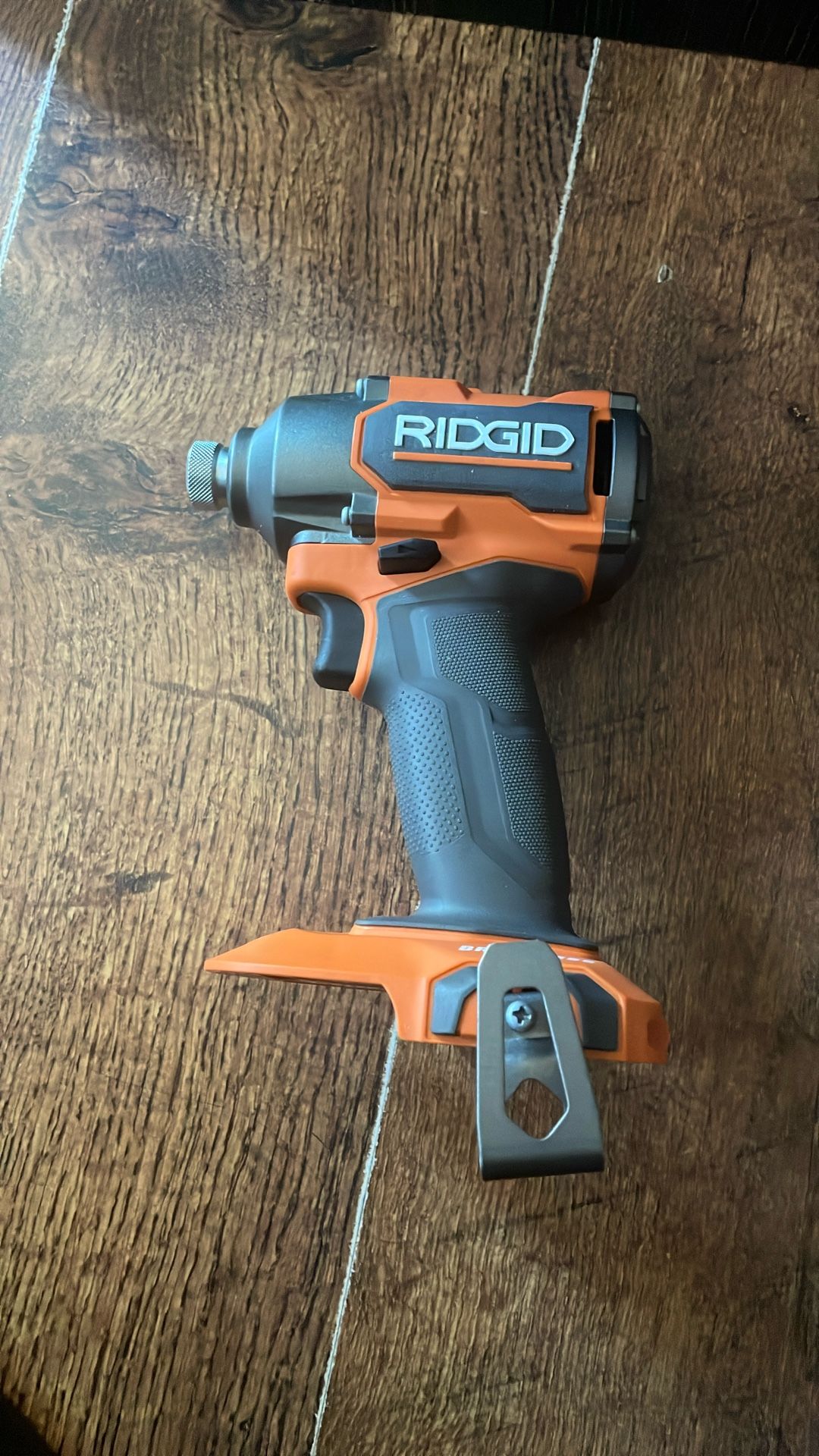 Impact driver. (TOOL ONLY)