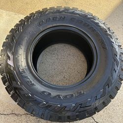Toyo Open Country 35x12.50x17