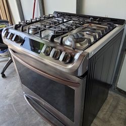 LG Gas Stove