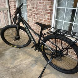 Trek Marlin 5 2x8 Speed Trail Bike XS Frame