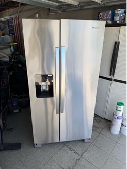 Whirlpool Refrigerator