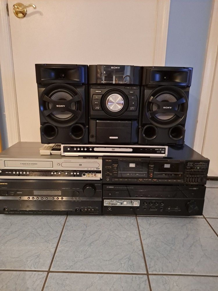 Electronics VINTAGE...Brand Names! $1100 Retail Value