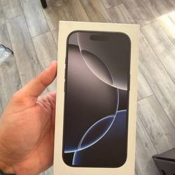 Iphone 16 pro 128GB Black Unlocked