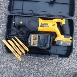 DeWalt DCS380 20volt Resprocating Saw New In Case 5.0bat blades. For Pick Up Fremont Seattle. No Low Ball Offers Please. No Trades. Yes I Have It 