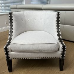 Accent Chair 
