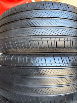 225/65R17 2 used tires michelin