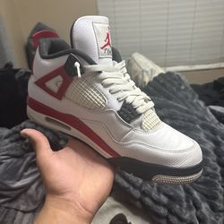 Jordan 4