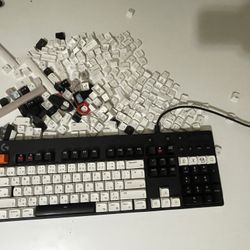 Logitech Mechanical Keyboard 