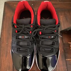 🔥 Air Jordan 11 Low “Bred” (2015) – Size 9.5 – Brand New 🔥