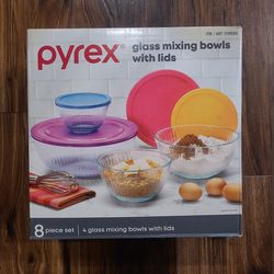 Pyrex glass mixing bowls
