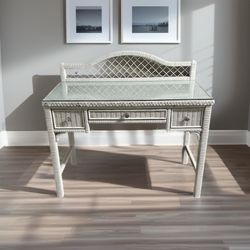 Vintage Henry Link Wicker Desk - Coastal White Plus Chair 