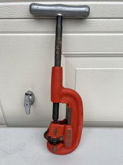 RIDGID HEAVY DUTY PIPE CUTER