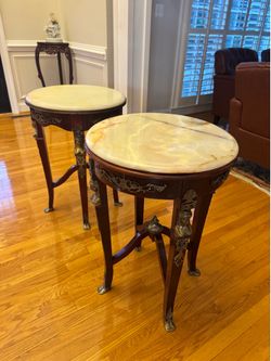 Side table (set of 2)