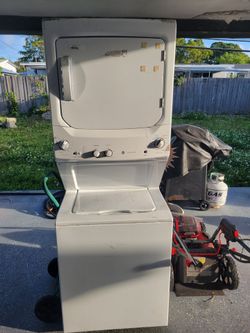 Washer and dryer combo