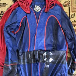Dr Strange Cosplay 