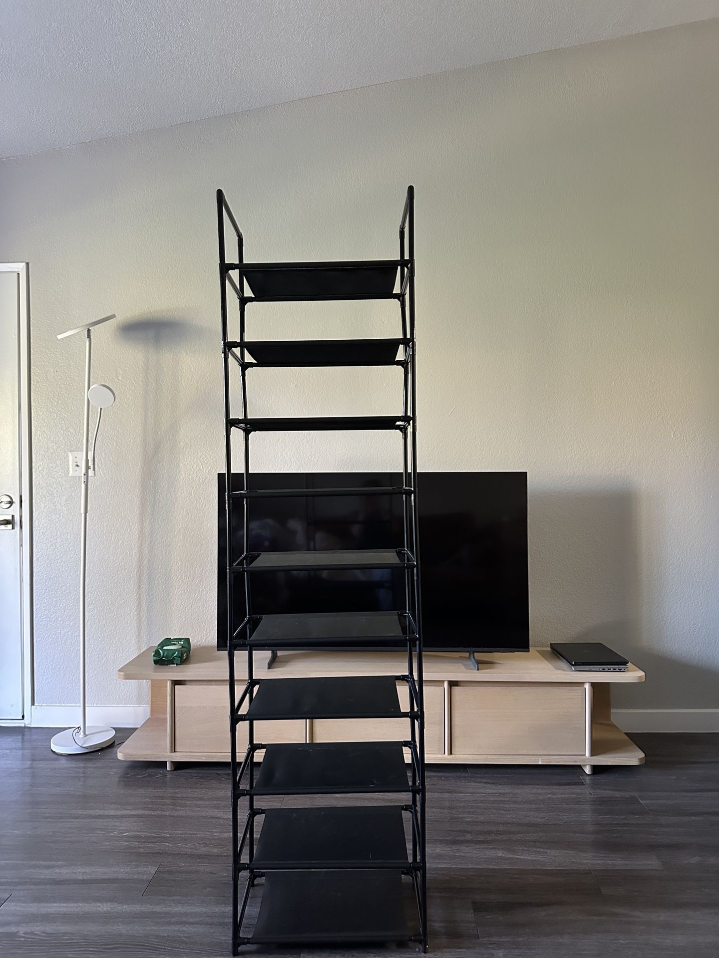 10 tier shoe rack (new) 