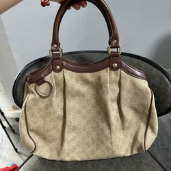 Gucci Sukey Shoulder Bag
