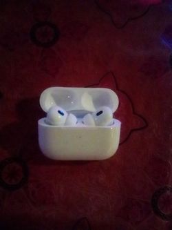 2nd Gen Apple Airpod Pros