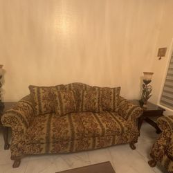 Living Room Furniture Set for Sale – Great Condition