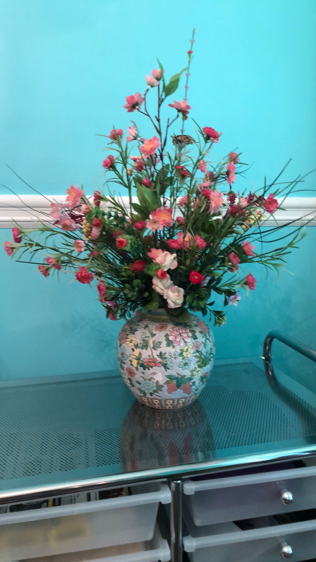 Floral Arrangement 25”Hx 19”W 
