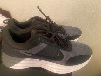 NIKE LUNAR SNEAKERS SIZE -  15    (LIKE NEW)