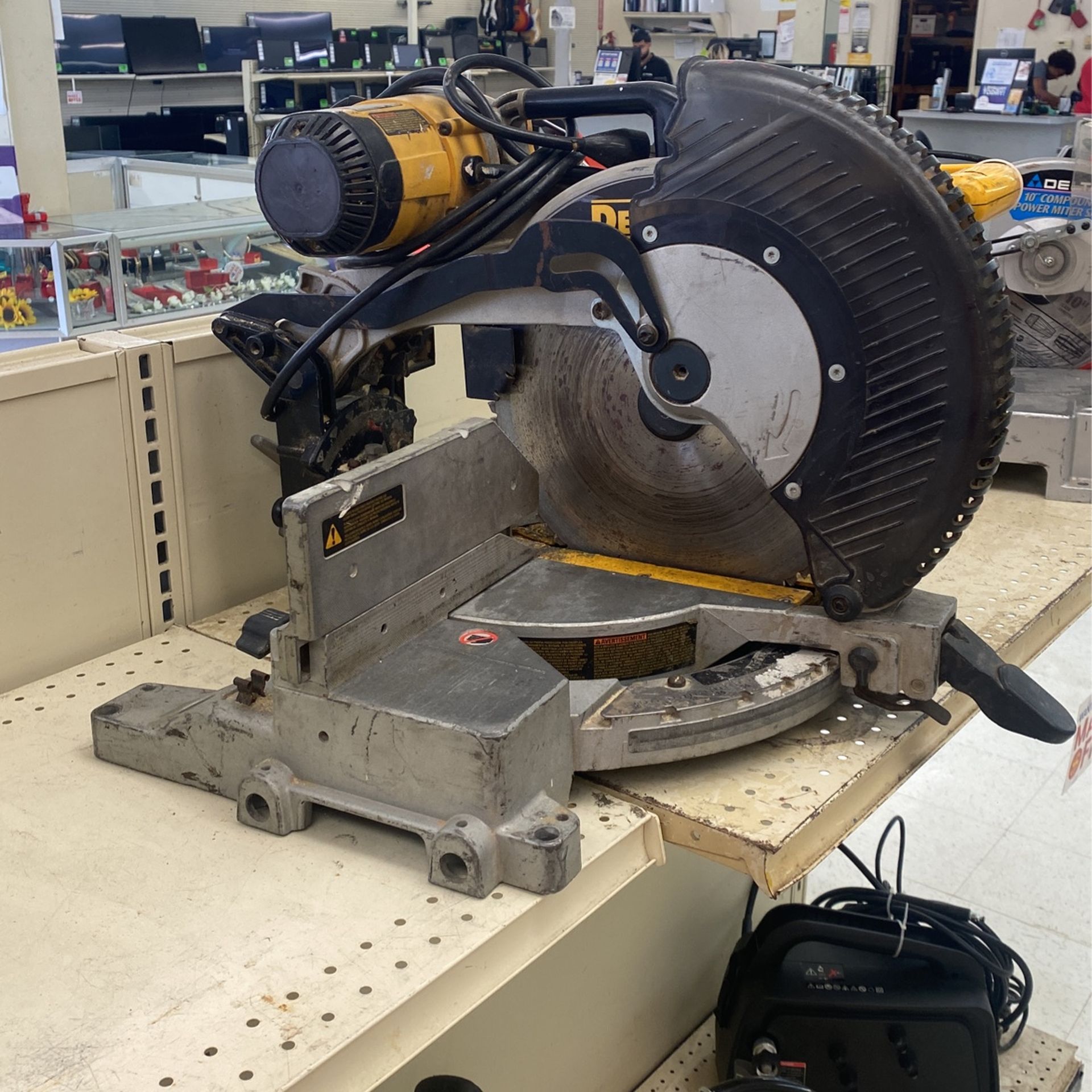 Dewalt Saw for Sale in Houston, TX OfferUp