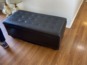 Ottoman/Storage $5