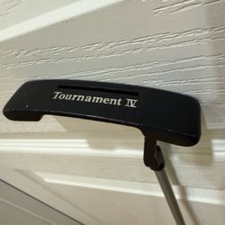 TOURNAMENT IV Putter Titanium Magnesium Shaft RIGHT (Good condition) PICK UP IN CORNELIUS