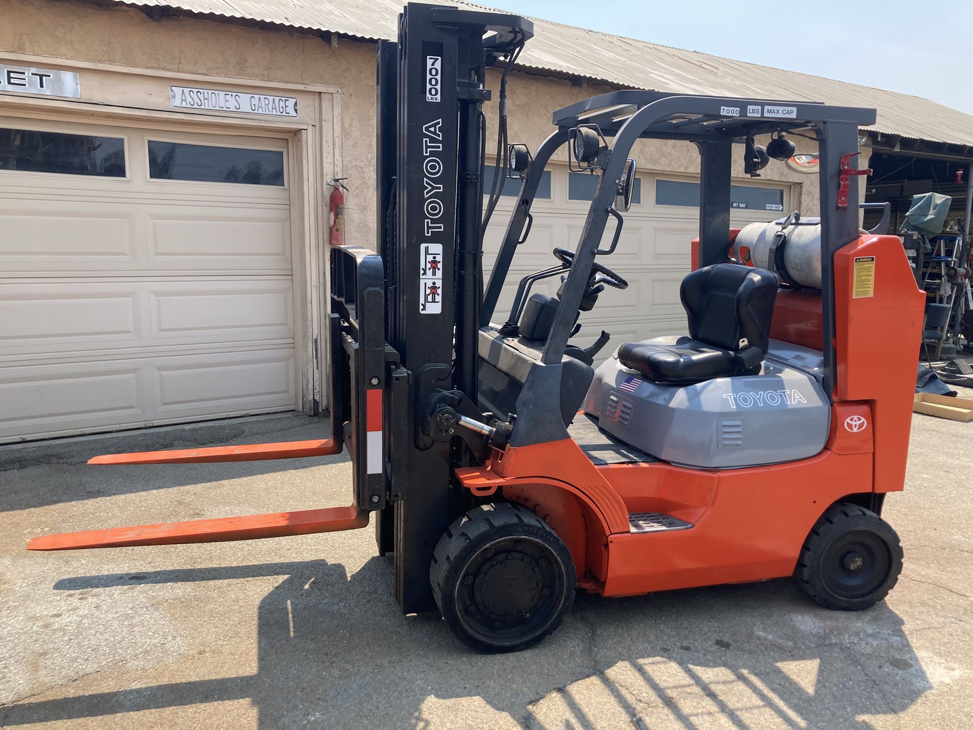 Forklift 7klbs (Read Info)